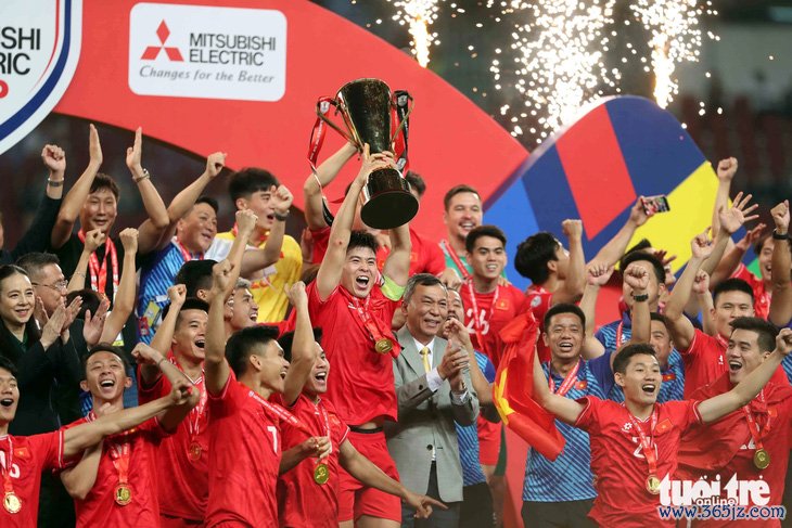 Tuyển Việt Nam nhận gần 23 tỉ đồng sau chức vô địch ASEAN Cup 2024 - Ảnh 1.