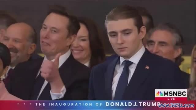 Khoảnh khắc hai thái cực giữa Barron Trump và Elon Musk 